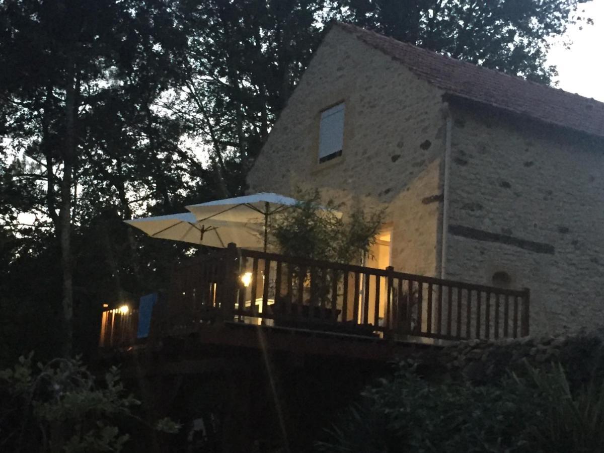 Chambres d'hôtes Au Coeur De Lolhm Le Buisson-de-Cadouin Extérieur photo